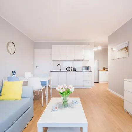 Na Fali With Free Parking By Renters Γκντίνια